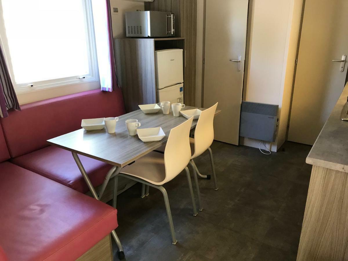 Mobilhome Dans Camping Les Sables D'Or Agde Exterior foto